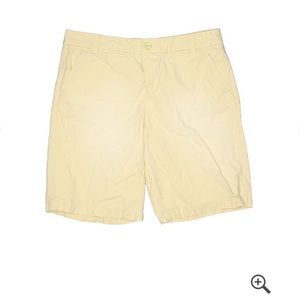 Gap women’s yellow khaki shorts
